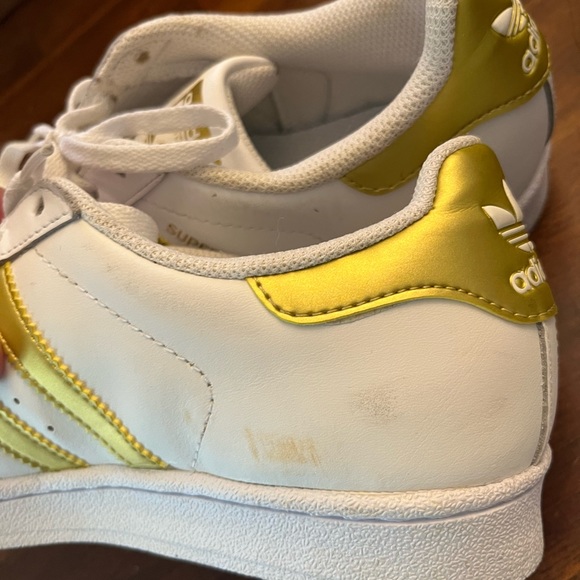 Adidas Superstar White/Gold Metallic Shoes Women's 7 mens 5.5 - Picture 8 of 8